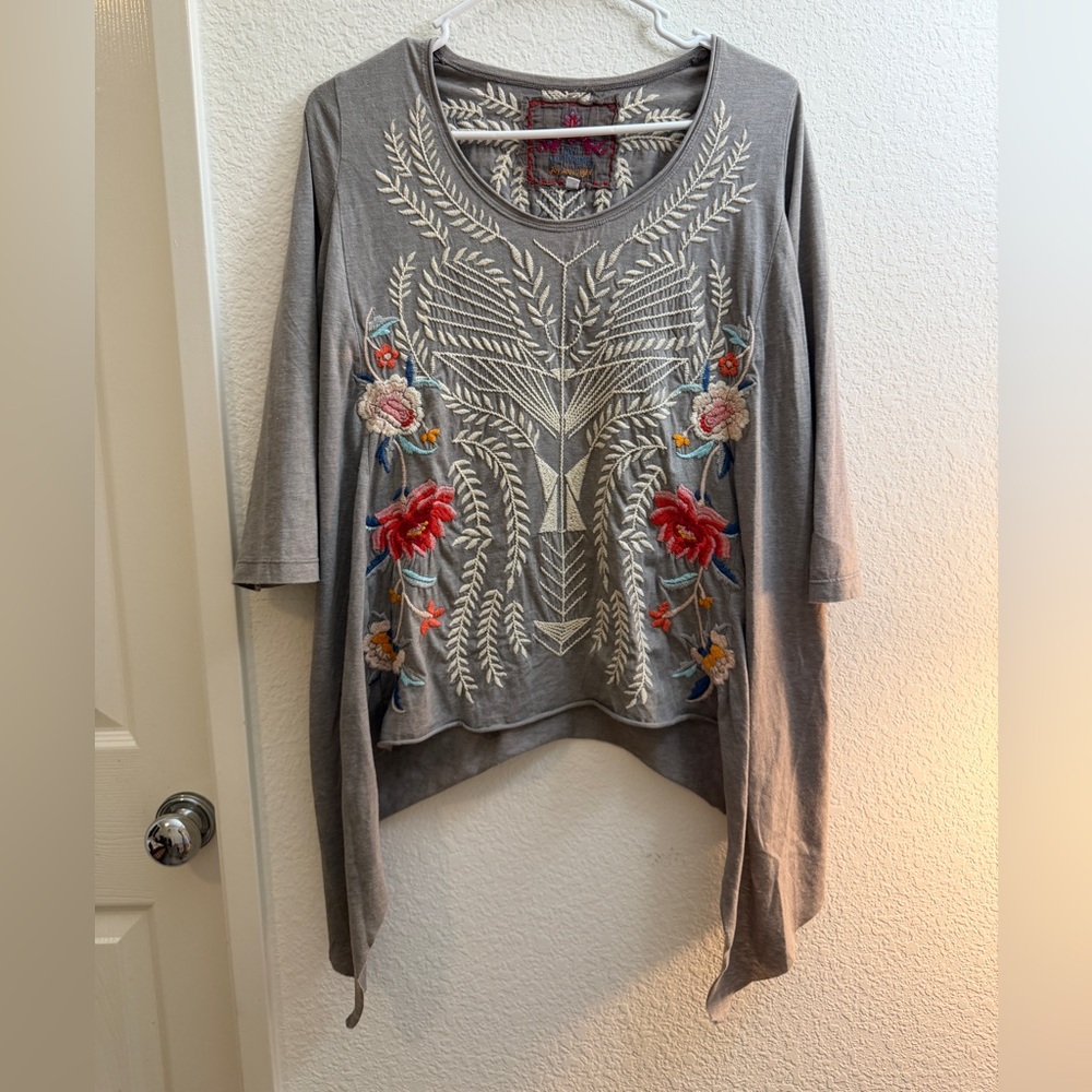 Embroidered Gray Floral Swing Top - Jw lis angeles
